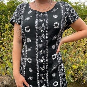 ❌SOLD❌ Unique Vintage GOSSIP Black/White Sunflower Print Dress